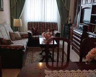 Living room of Flat for sale in Salamanca Capital  with Heating