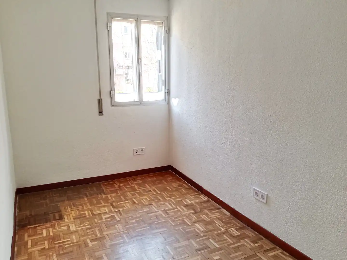 Habitación de Piso de alquiler en Madrid con Calefacción y Terraza