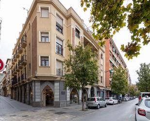 Vista exterior de Pis en venda en  Granada Capital amb Aire condicionat