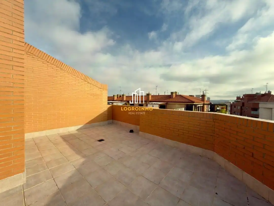 Terrasse von Wohnung zum Verkauf in Lardero mit Heizung, Parkett und Terrasse