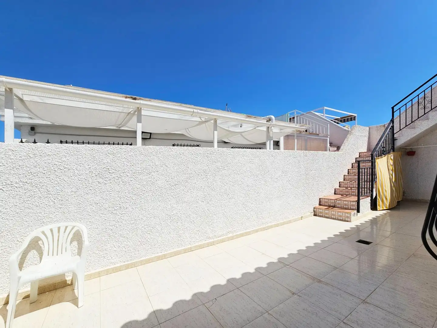 Exterior view of Houses for sale in Santa Pola  with Private garden, Terrace and Furnished