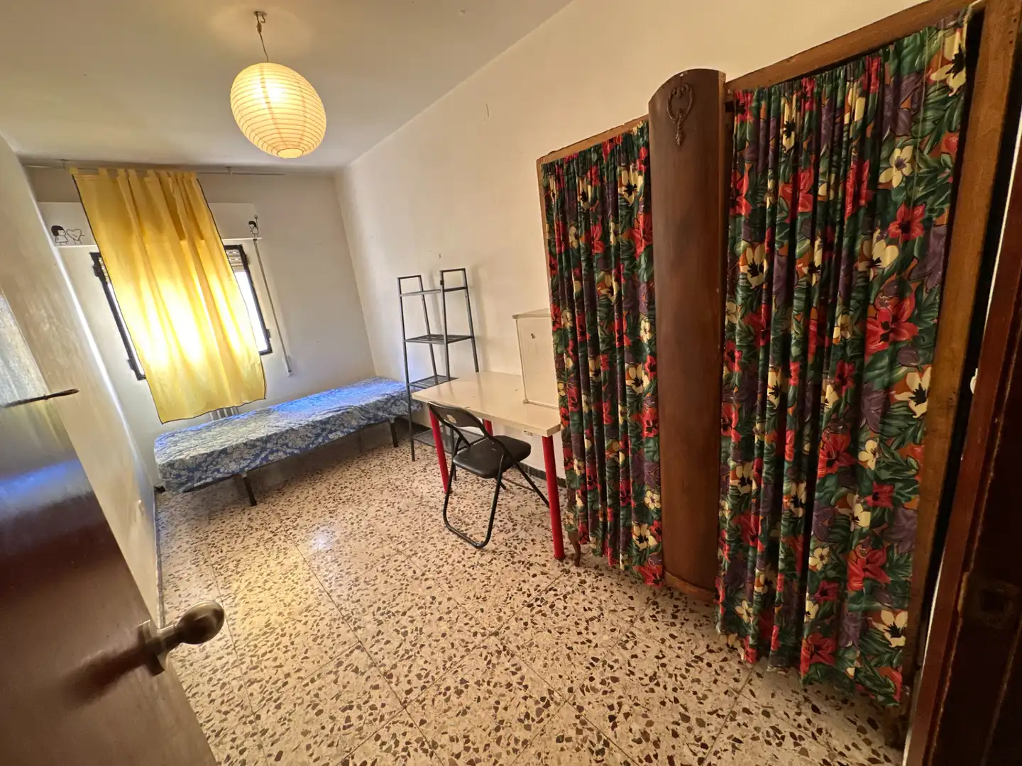 Bedroom of Flat for sale in Cuenca  with Heating, Terrace and Furnished