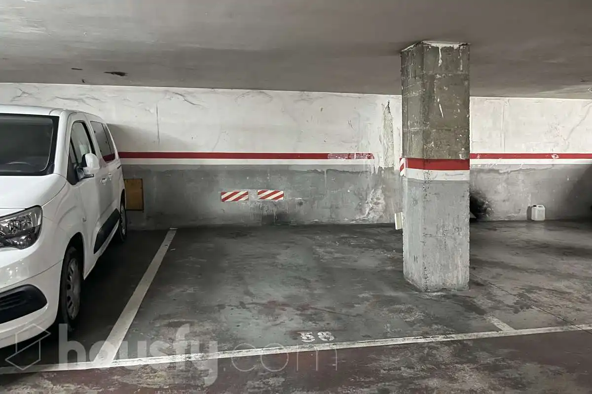 Parking of Flat for sale in Sud