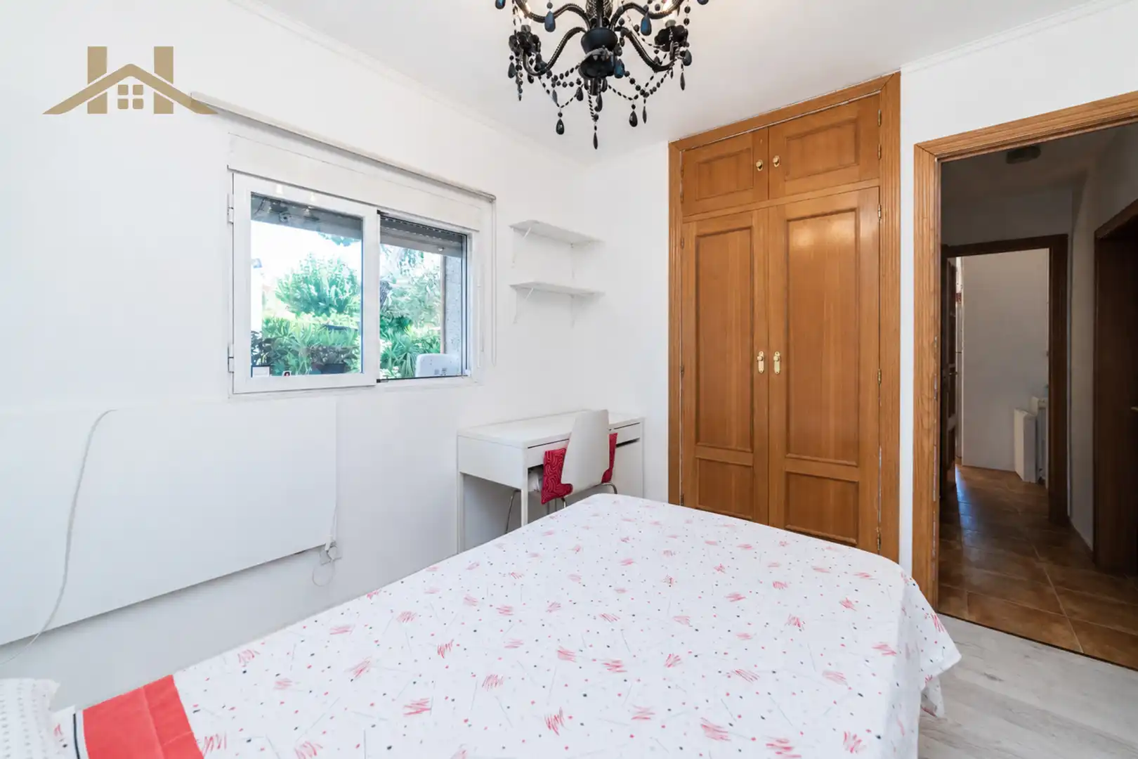 Habitación de Casa o chalet en venta en Pozuelo de Alarcón con Aire acondicionado, Calefacción y Jardín privado