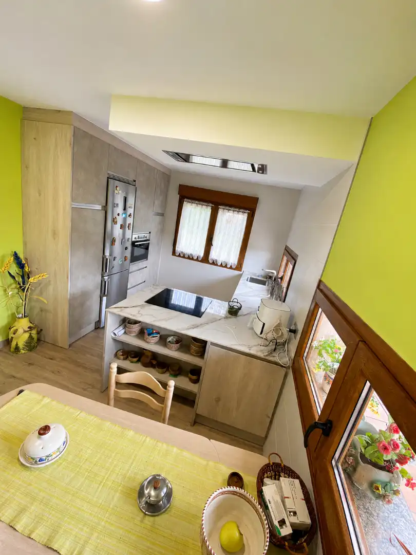 Cocina de Casa o chalet en venta en Gijón  con Calefacción, Jardín privado y Parquet