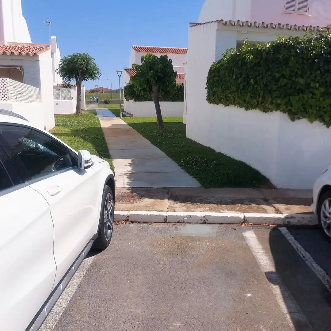 Parking de Casa adosada en venta en Almonte con Terraza, Trastero y Balcón