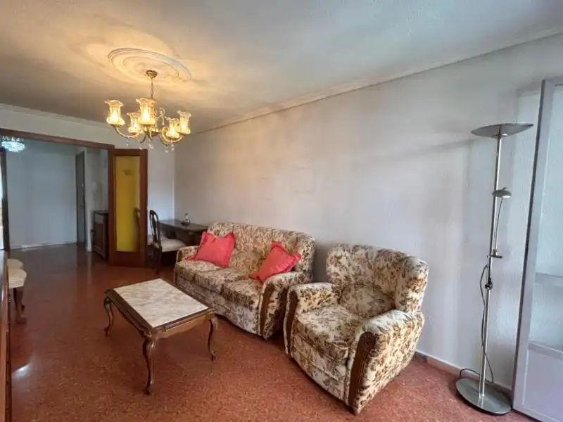 Piso con ascensor en venta en Circular, imagen 4