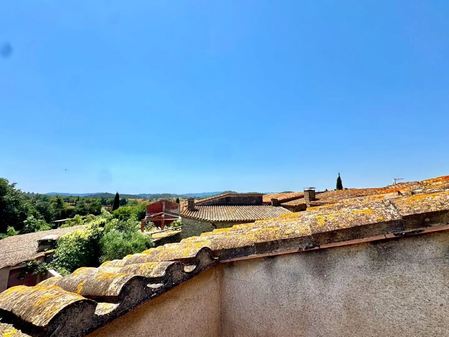 Vista exterior de Casa o xalet en venda en Ullastret amb Aire condicionat, Calefacció i Jardí privat