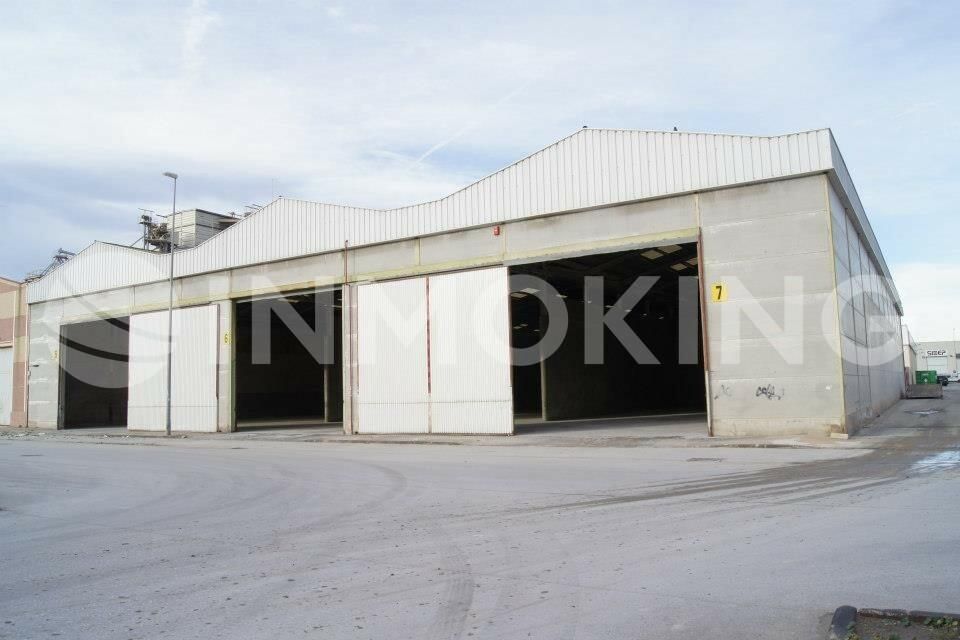 Exterior view of Industrial buildings to rent in Silla  with Alarm