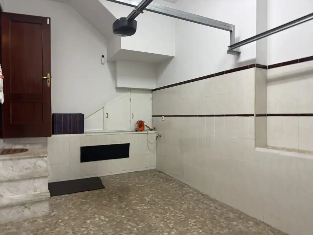 Haus oder Chalet zum Verkauf in Algeciras mit Ofen und Waschmaschine