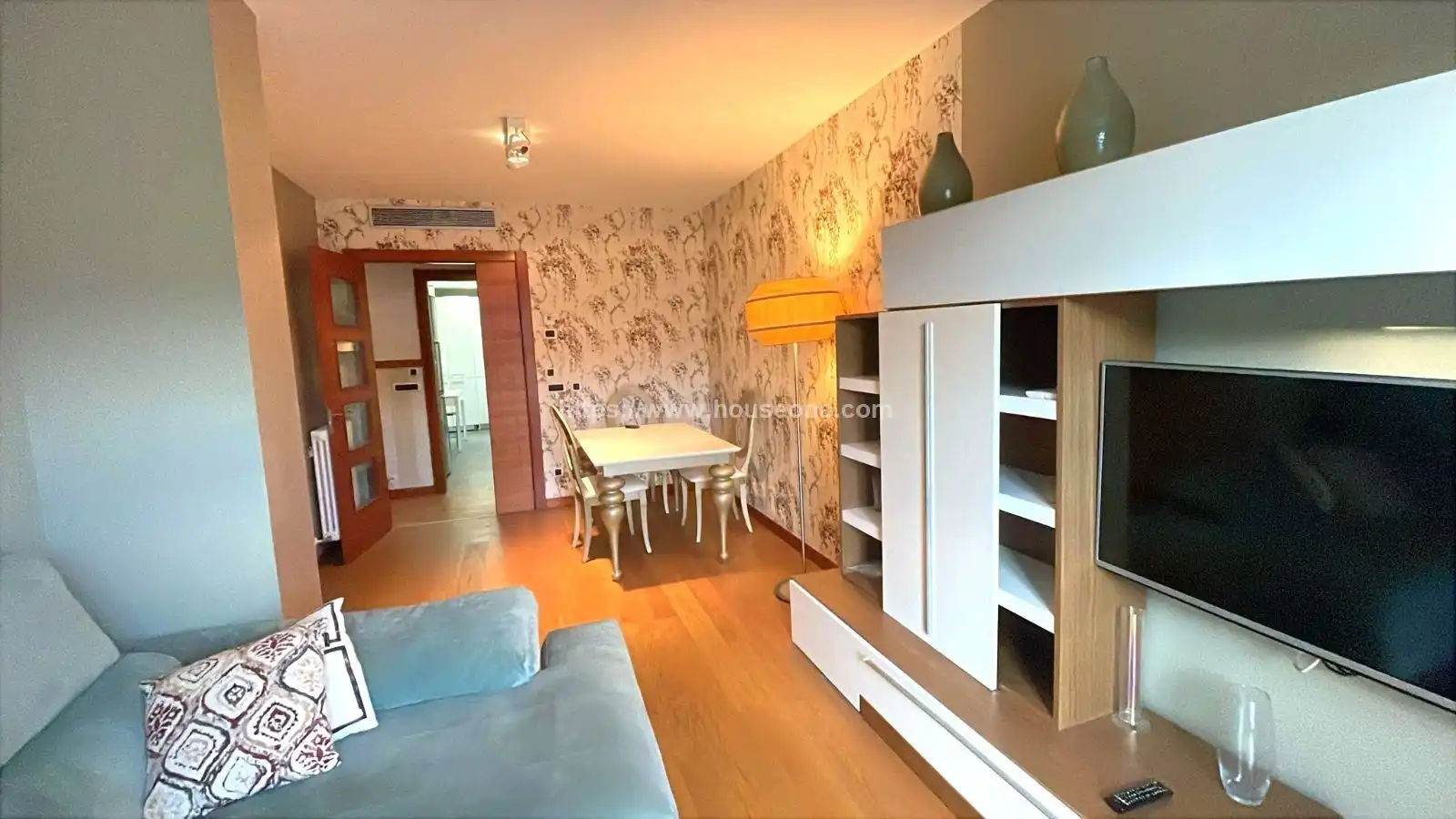 Living room of Attic for sale in Abando - Albia