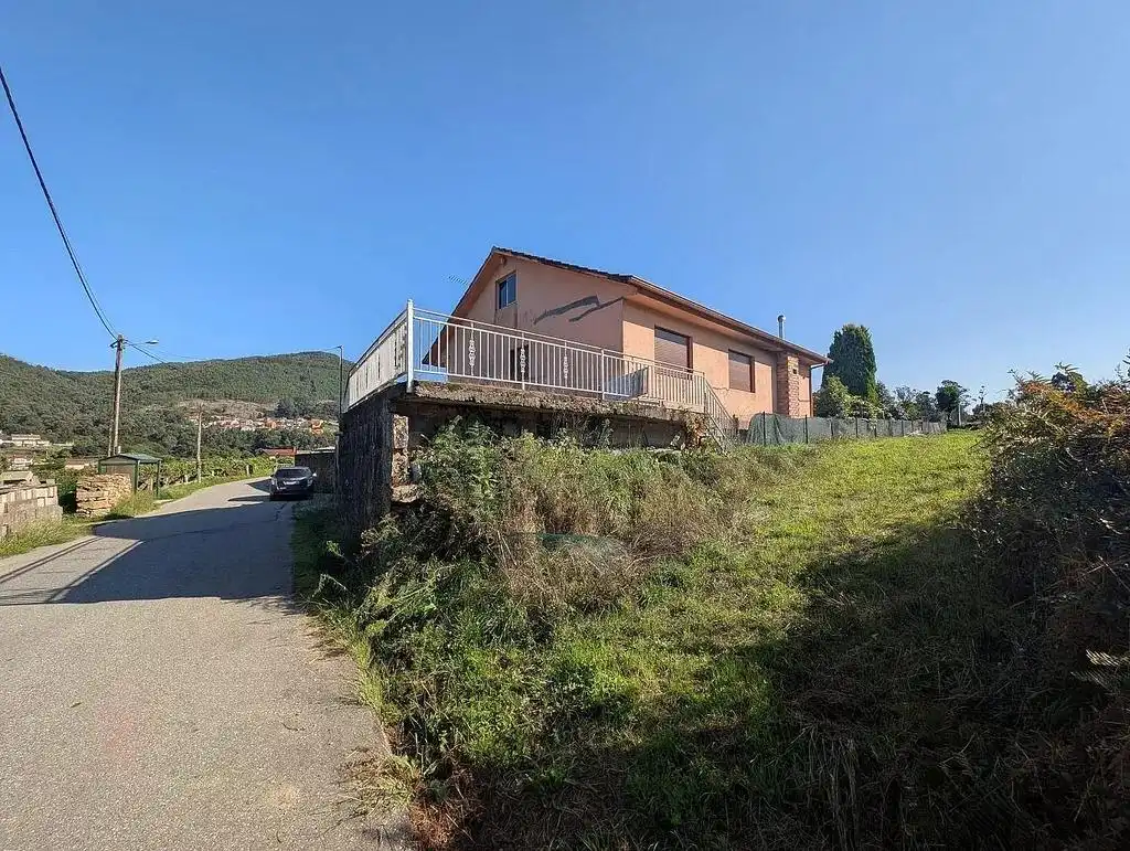 Casa o xalet en venda a QUINTAL (DO)-LOUREDO, 21, Mos