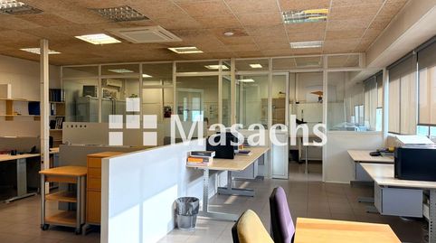 Foto 4 von Fabrikhallen zur Miete in Can Roqueta, Sabadell