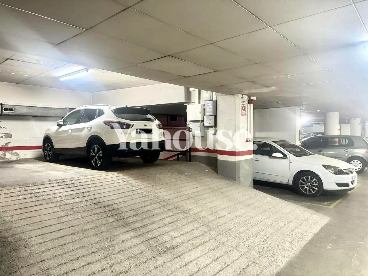 Parkplatz zum Verkauf in calle de València, imagen 2