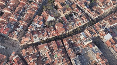 Piso con terraza en el corazón de Mataró  Inversión con rentabilidad desde el primer día