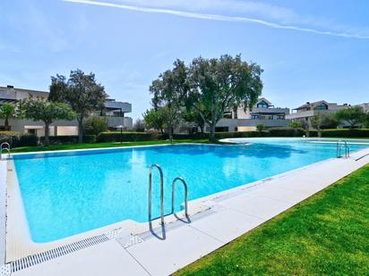 Swimming pool of Duplex for sale in Sotogrande  with Air Conditioner, Storage room and Swimming Pool