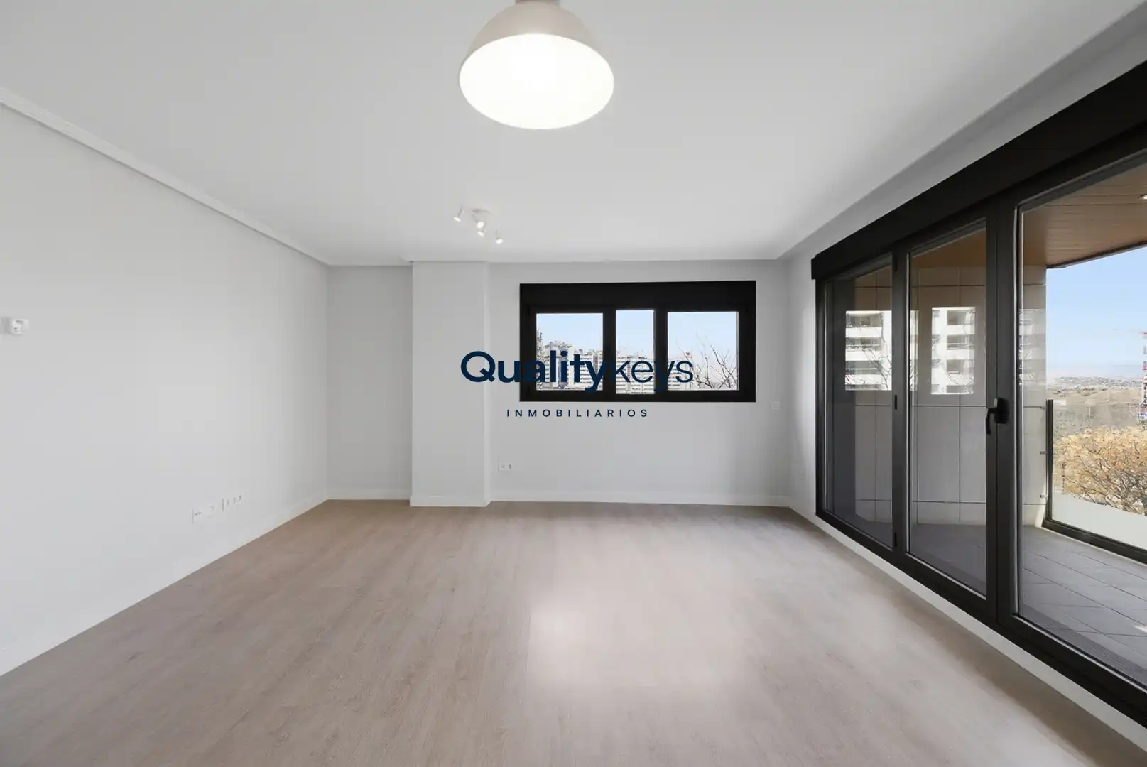 Wohnzimmer von Wohnung zum Verkauf in Madrid mit Klimaanlage, Heizung und Parkett