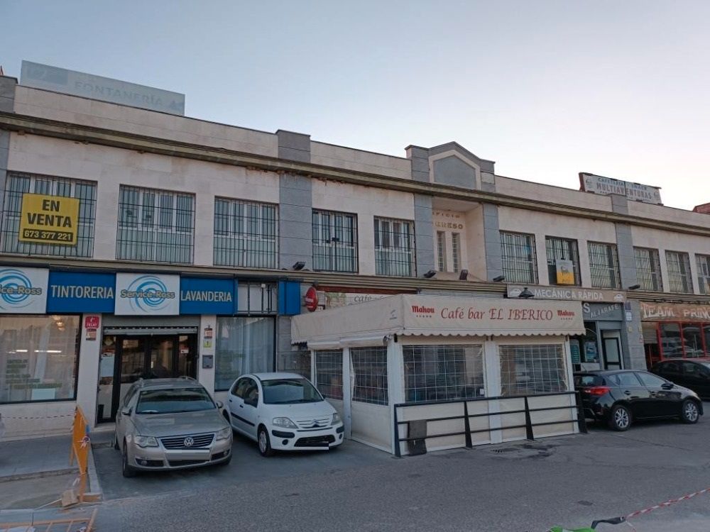 Exterior view of Building for sale in Gines