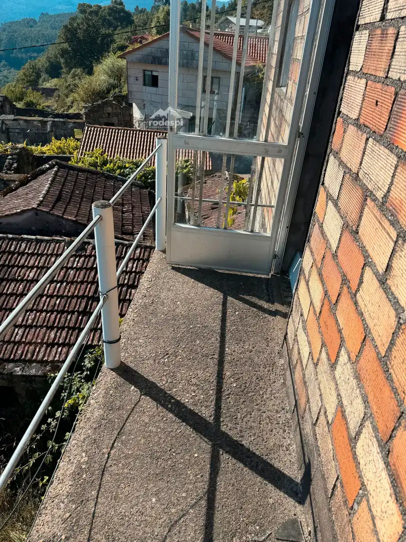 Terrassa de Casa o xalet en venda en Covelo amb Traster