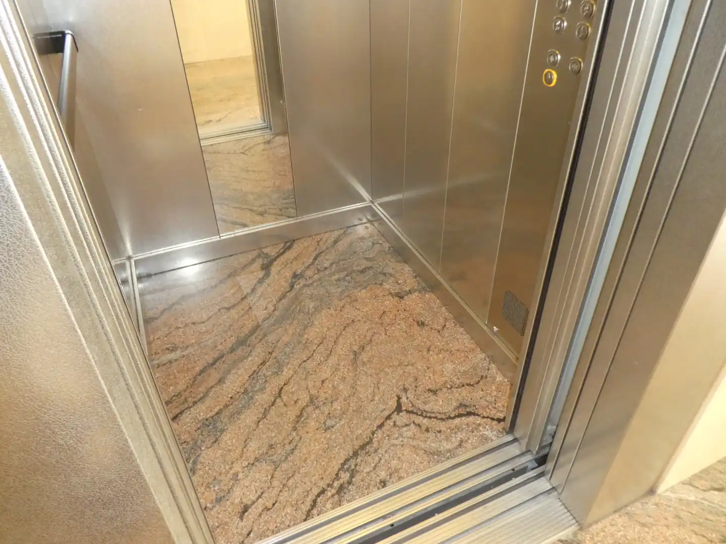 Piso en venta en Burgos con Terraza y Amueblado