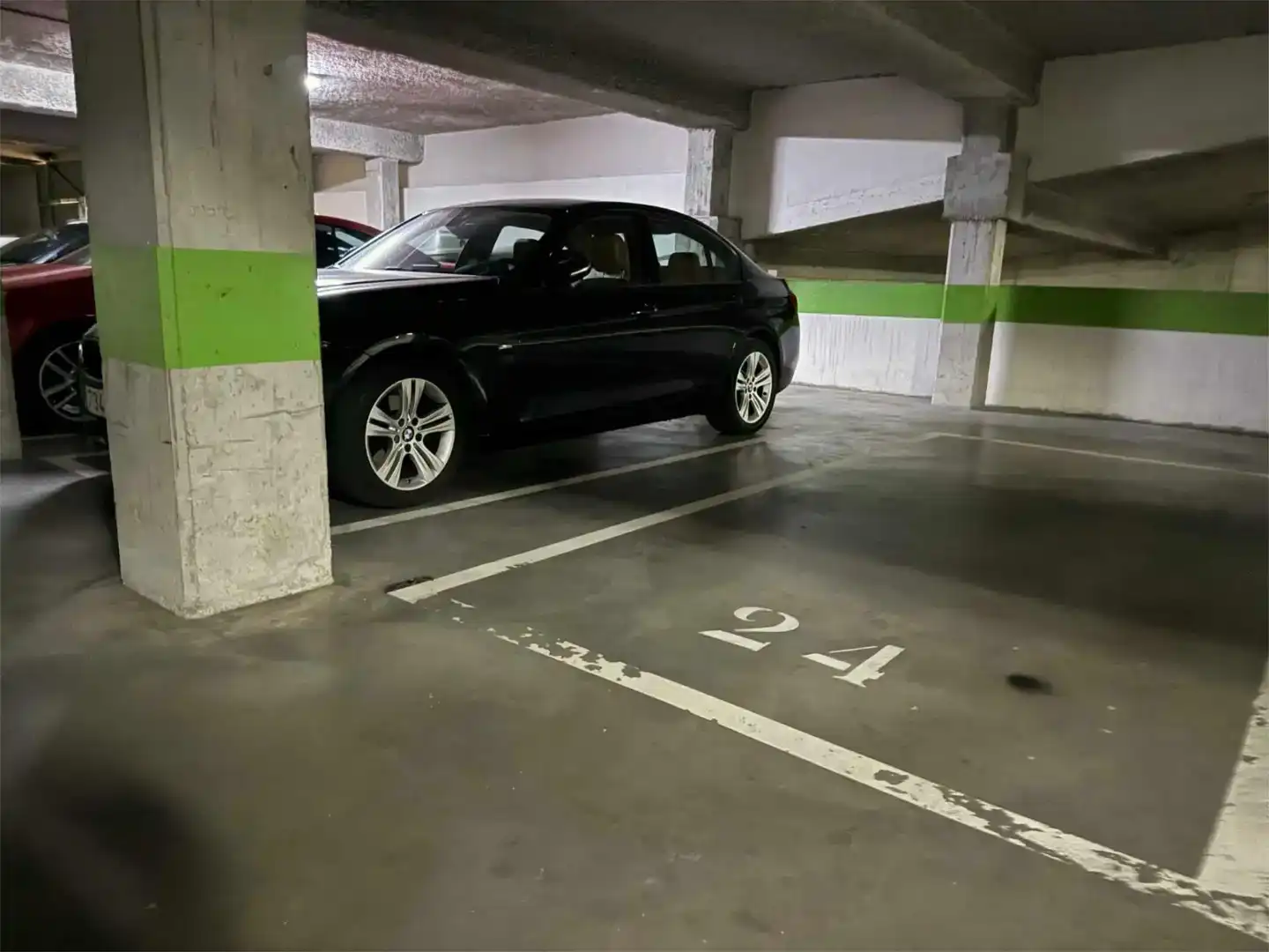 Parking of Garage for sale in Hospital