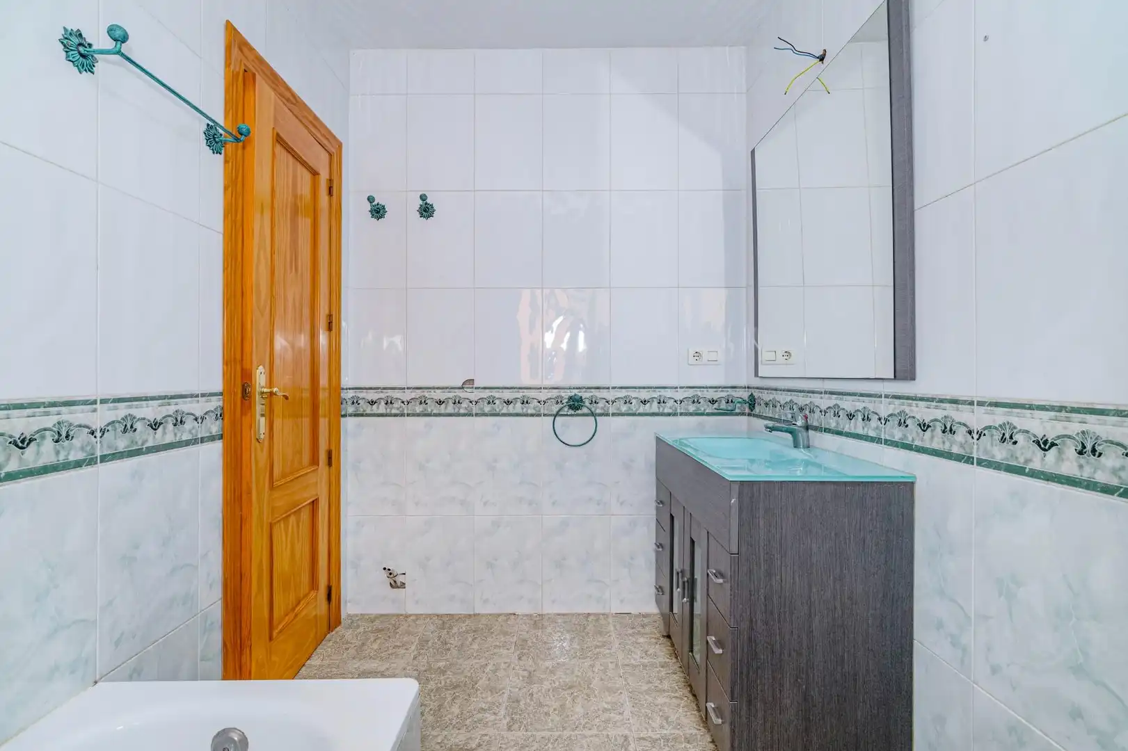 Bathroom of Detached homes for sale in Las Gabias  with Balcony