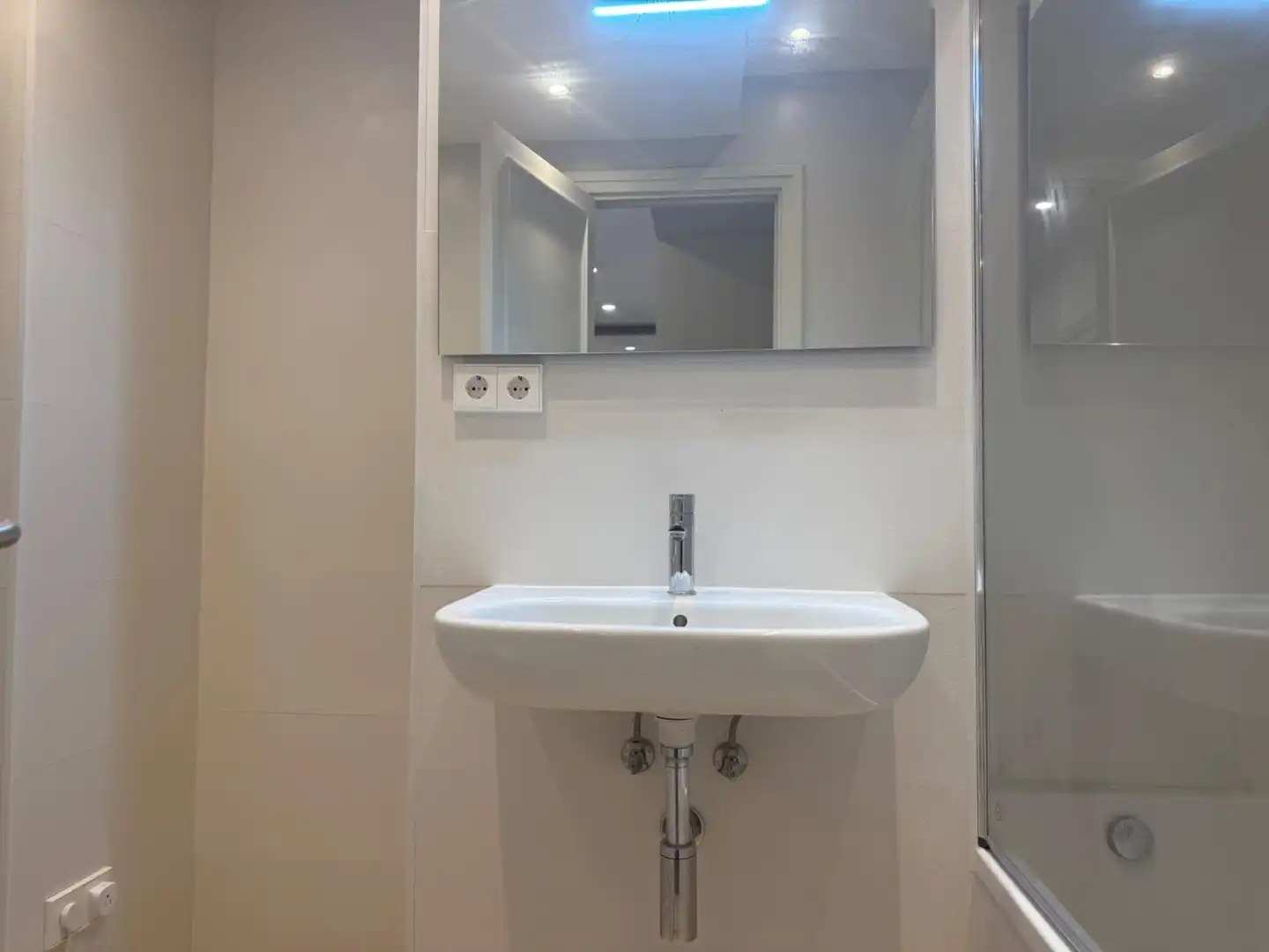 Baño de Piso de alquiler en  Palma de Mallorca con Aire acondicionado y Terraza