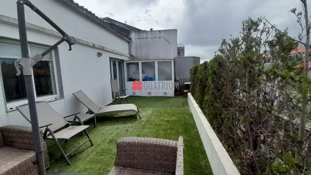 Terraza de Piso en venta en Santiago de Compostela  con Calefacción y Terraza