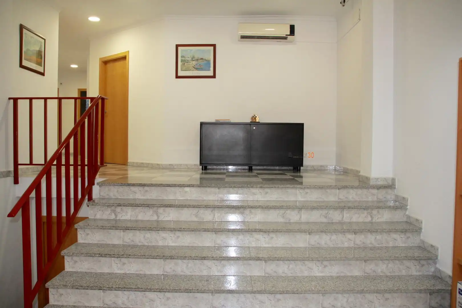 Commercial properties for sale in Benidorm  with Air Conditioner