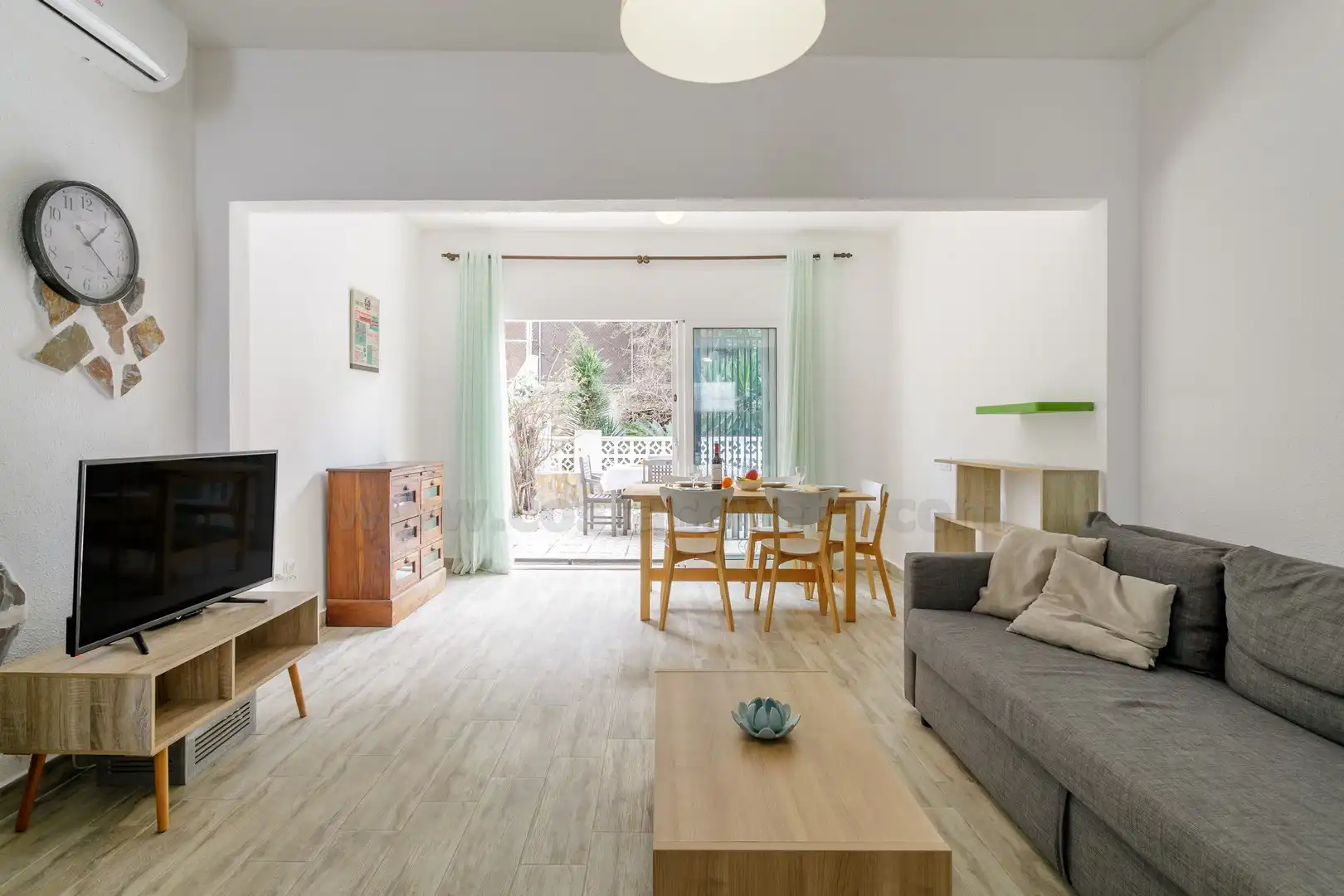 Living room of Houses for sale in El Campello  with Air Conditioner, Private garden and Terrace