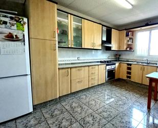 Cuina de Casa o xalet en venda en El Catllar  amb Jardí privat, Terrassa i Forn