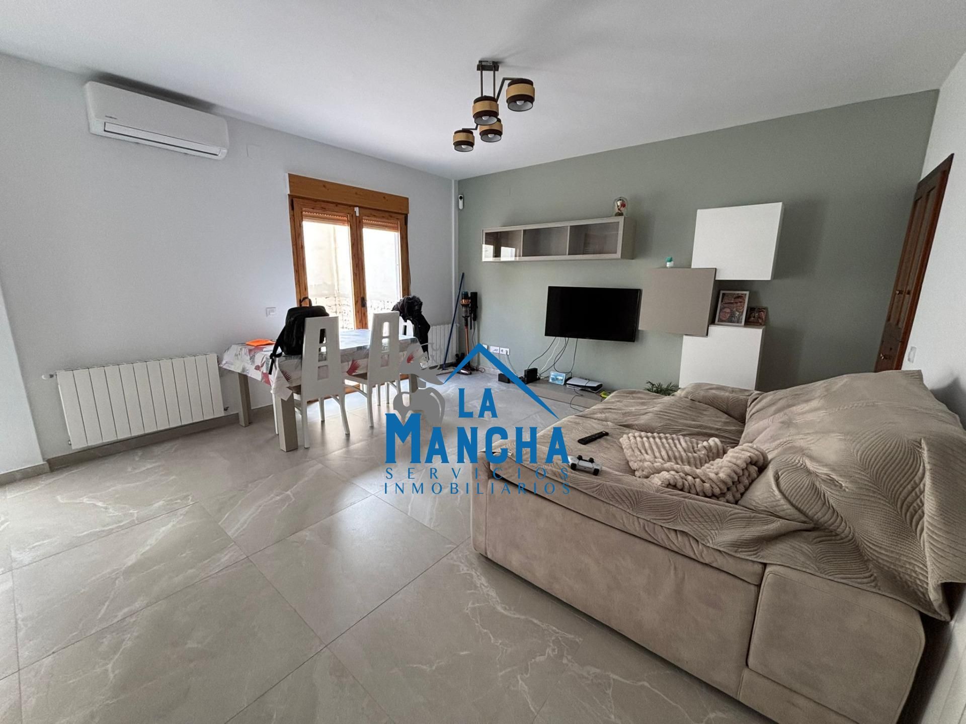 House or chalet for sale in La Gineta