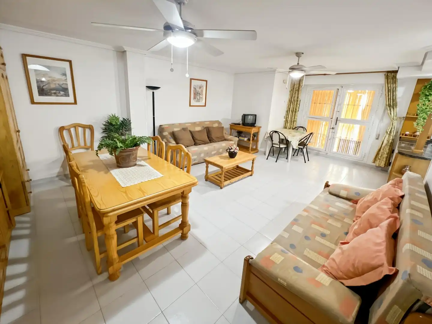 Sala d'estar de Casa o xalet en venda en Moncofa amb Aire condicionat, Calefacció i Terrassa