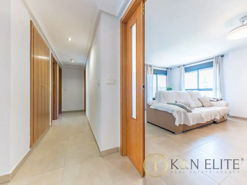 Flat for sale in Alicante / Alacant  with Air Conditioner, Private garden and Terrace