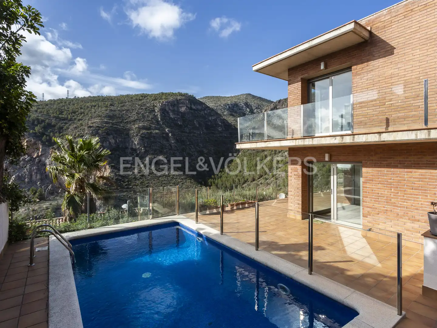 Casa o xalet en venda a Les Botigues de Sitges