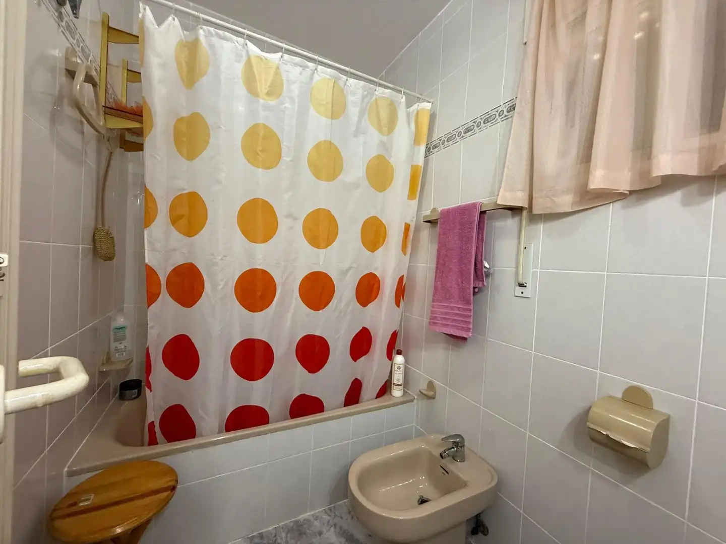 Badezimmer von Einfamilien-Reihenhaus zum Verkauf in Los Alcázares mit Privatgarten, Terrasse und Abstellraum