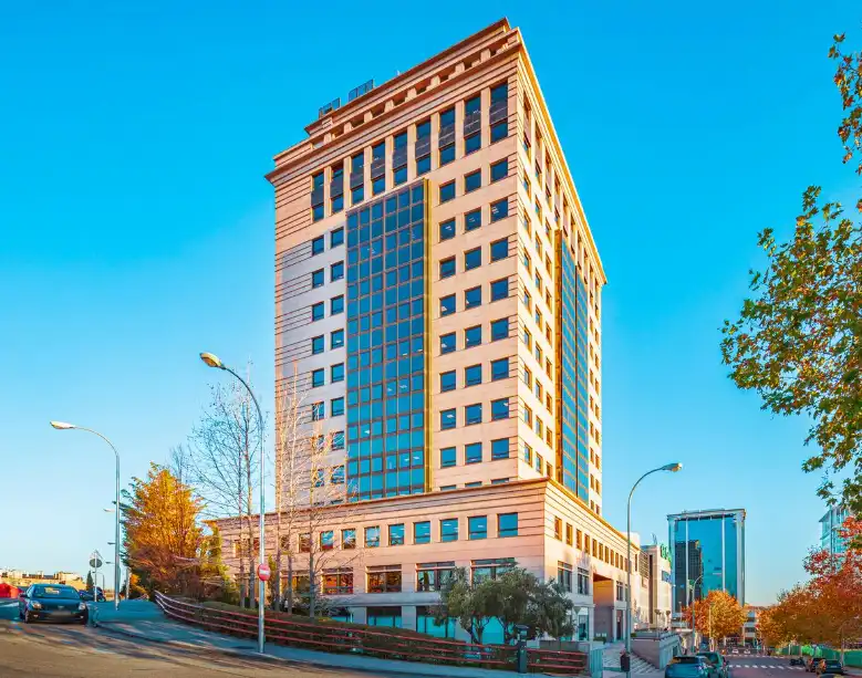 Vista exterior de Oficina de alquiler en Madrid con Aire acondicionado y Calefacción