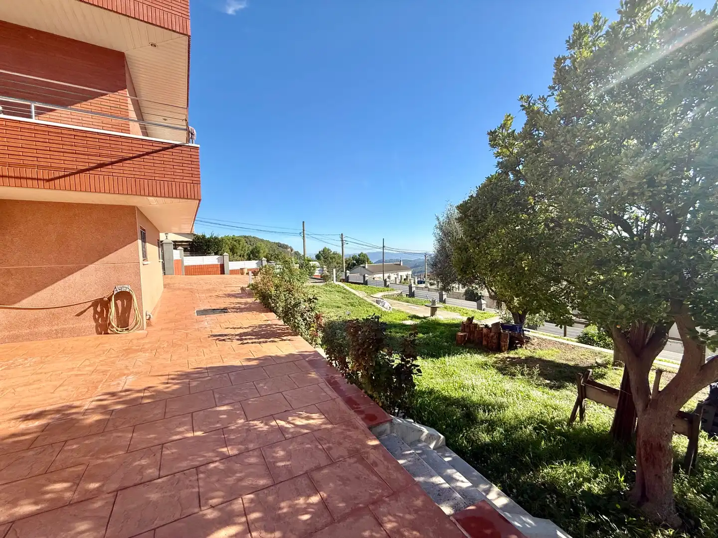 Vista exterior de Casa o chalet en venta en Vallirana con Jardín privado, Terraza y Horno