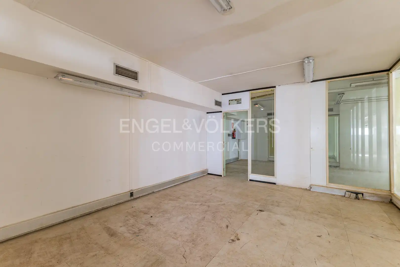 Büro zur Miete in Esplugues de Llobregat
