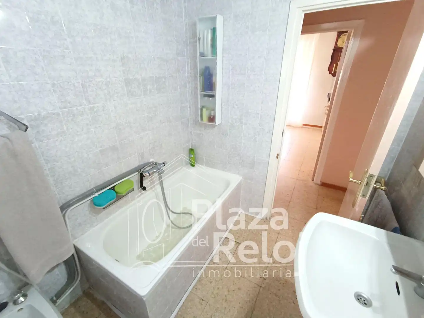 Baño de Piso en venta en Talavera de la Reina con Aire acondicionado, Calefacción y Terraza