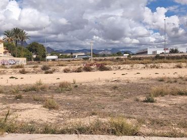 Terreno residencial en venta en Calle Paraguay