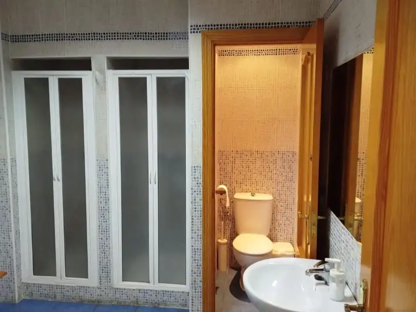 Baño de Local en venta en Málaga con Aire acondicionado, Calefacción y Parquet