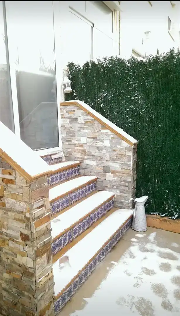 Terraza de Piso en venta en La Muela con Jardín privado, Parquet y Amueblado
