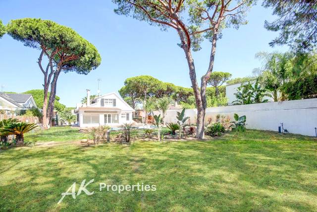 Casa-chalet en Alquiler en La Pineda