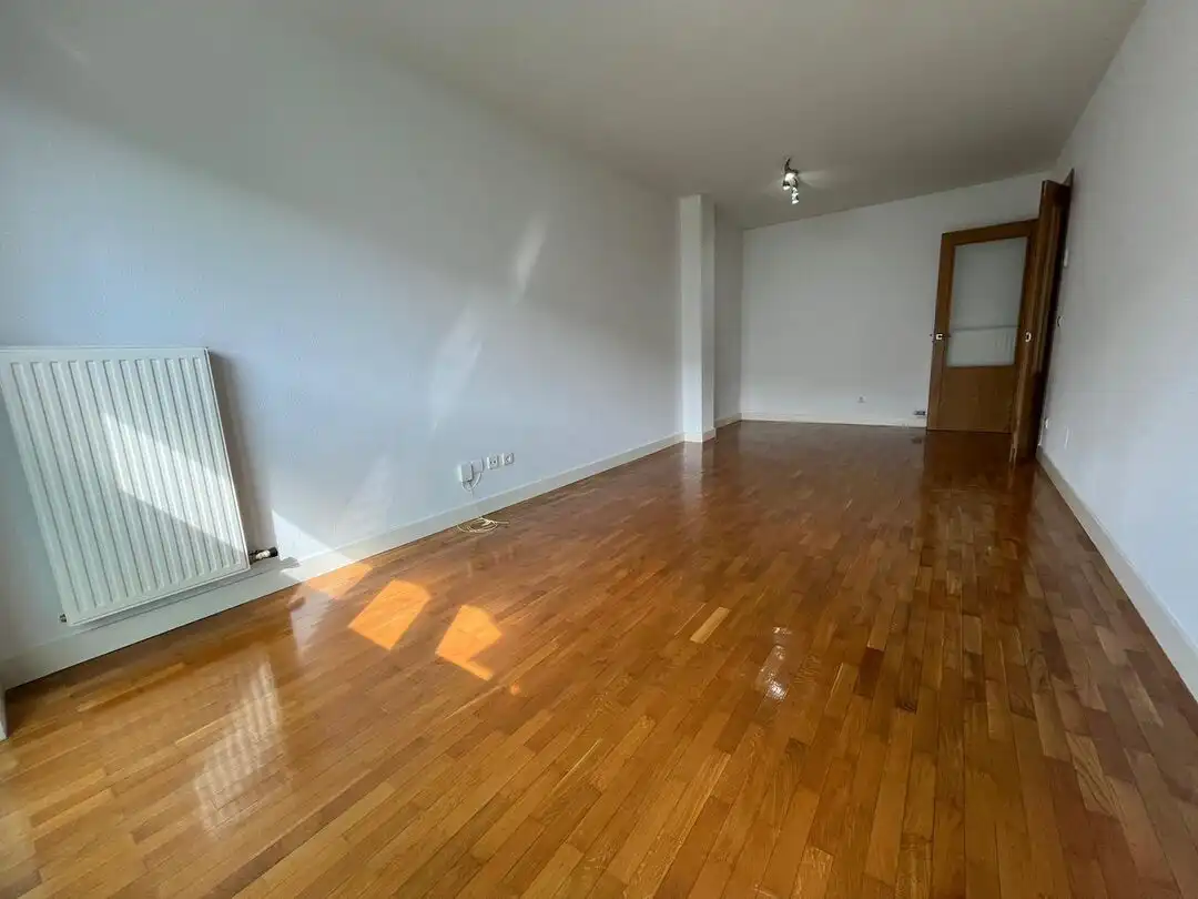 Vista exterior de Piso en venta en  Pamplona / Iruña con Calefacción, Jardín privado y Trastero