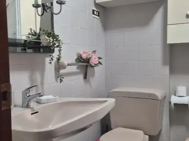 Badezimmer von Wohnung zur Miete in Laredo mit Balkon