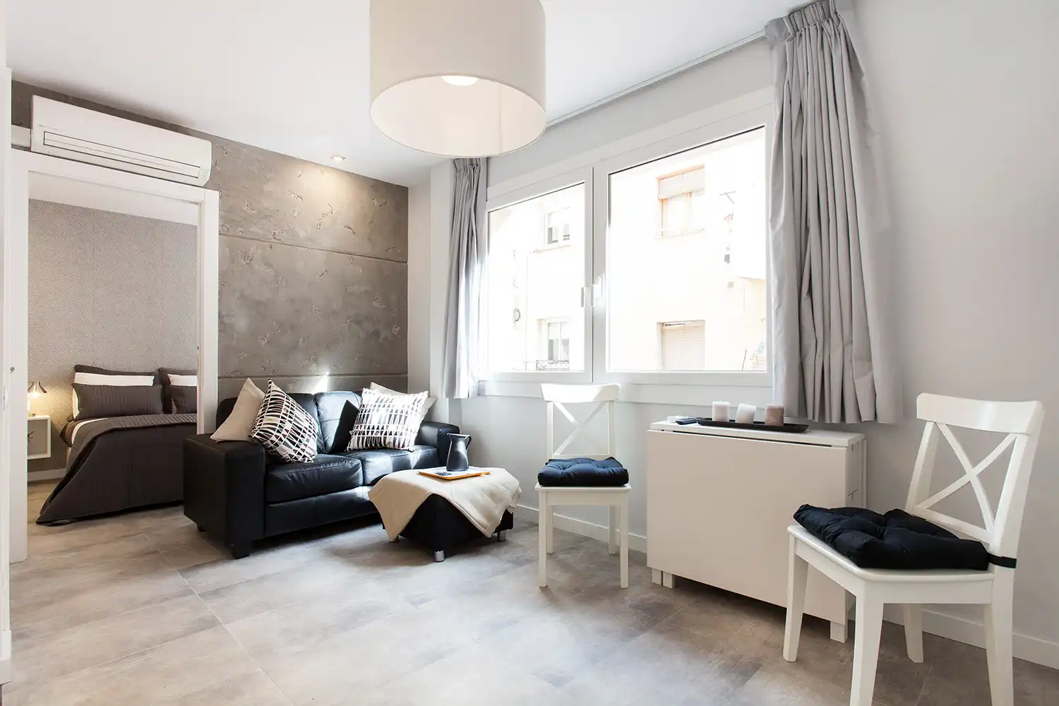 Sala d'estar de Apartament en venda en Barcelona amb Aire condicionat, Moblat i Microones