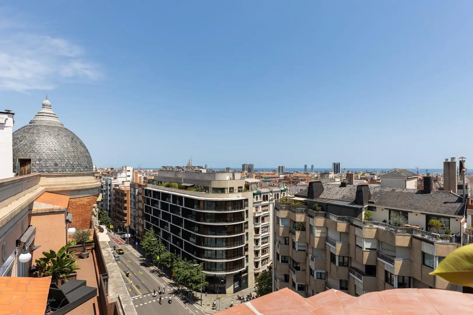 Vista exterior de Ático en venta en Barcelona con Aire acondicionado, Calefacción y Parquet