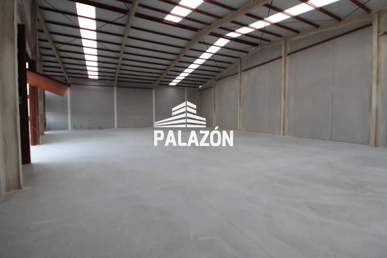 Nau industrial en venda a Crevillent, imagen 2