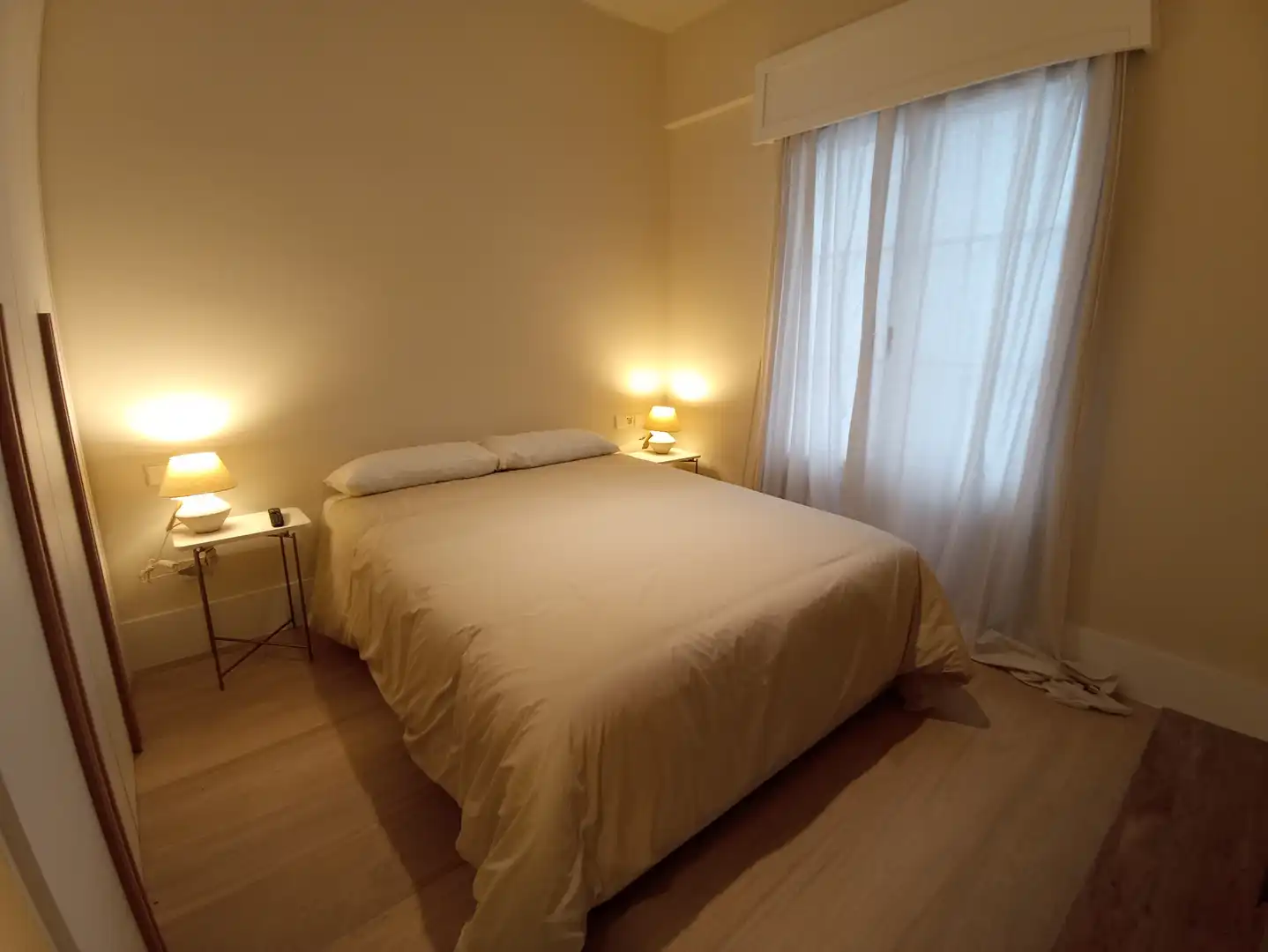 Flat for rent in Calle Asturias, Parque San Francisco - Uría